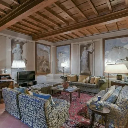 Donatello Apartment *
